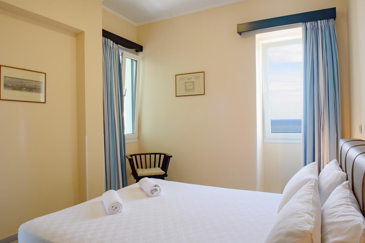 Sea Breeze Apartments Chios Monolia 외부 사진